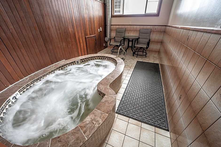Clover Creek Inn