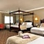 Seven Oaks Hotel