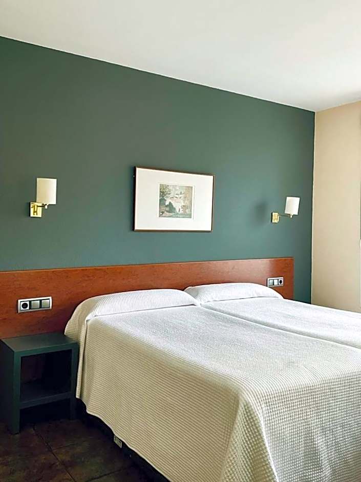 Photo 1 of 35 of Hotel Yerri