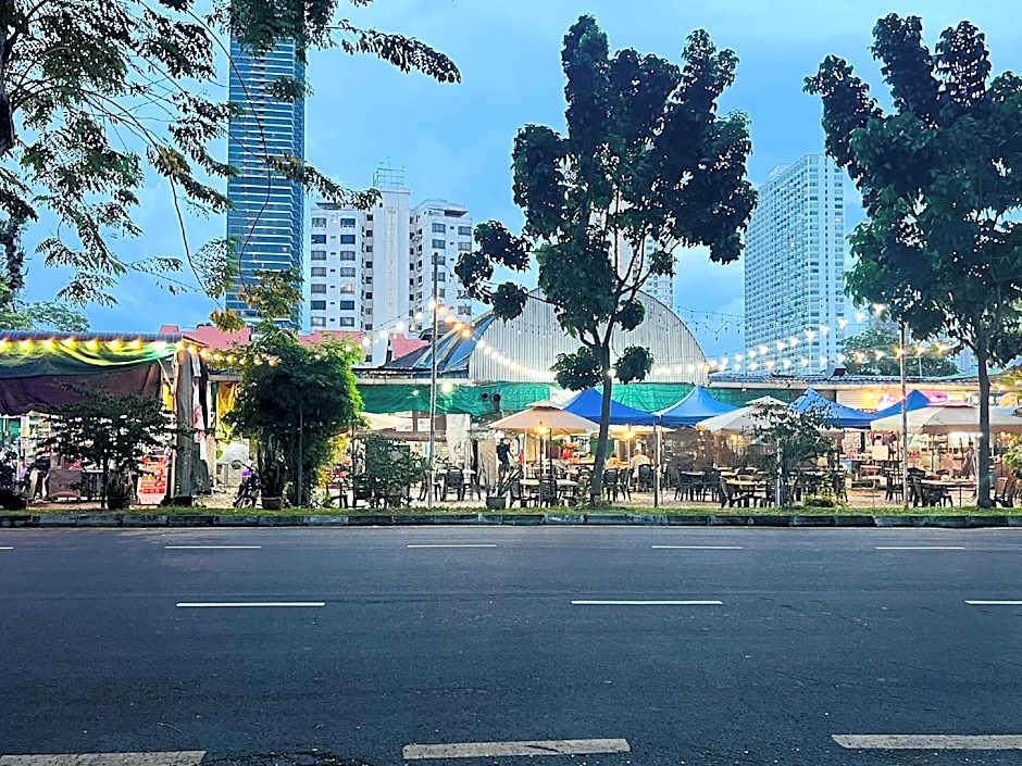 Burmahtel Hotel