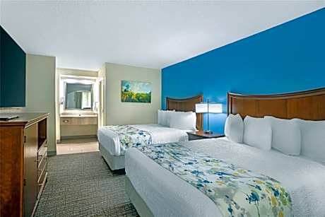 Queen Room with Two Queen Beds - Non-Smoking