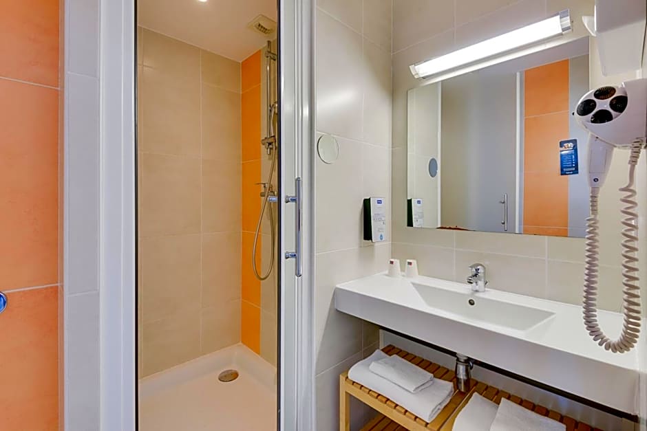 Kyriad Perpignan Sud