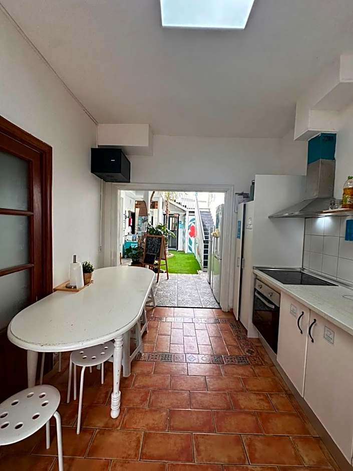 Puerto Nest Hostel