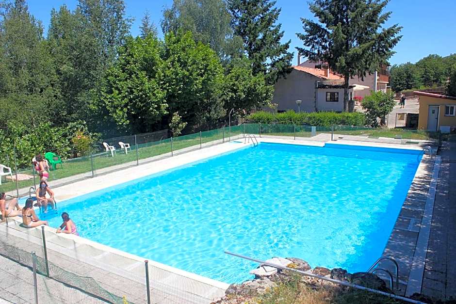 Hotel Cinco Castaños