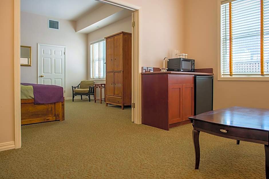 Photo 1 of 13 of 1 Bedroom Suite