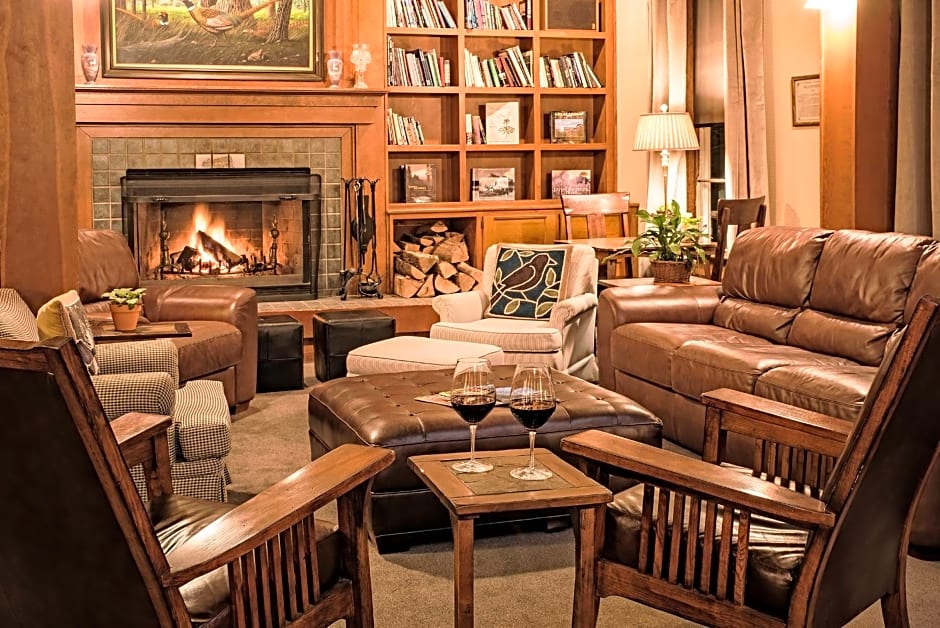 McCloud Hotel