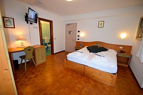 Double or Twin Room with Balcony