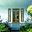 The Wina Guesthouse 2 by ZUZU