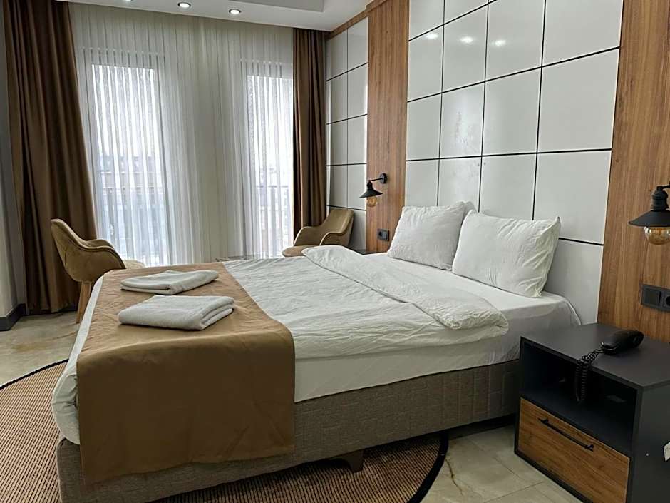 Pars Palas Hotel