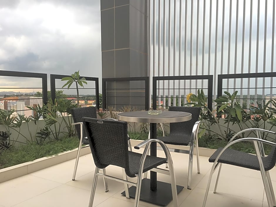 OS Hotel Airport Batam