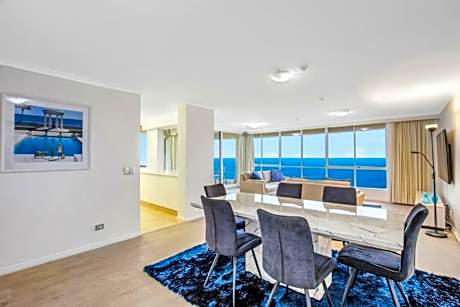 Three-Bedroom Apartment with Ocean View - 4 Stars - A