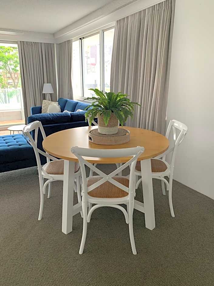 Pacific Regis Beachfront Holiday Apartments