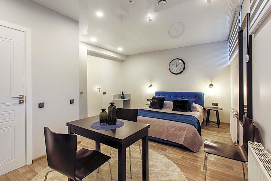 Old Town Trio Apartments