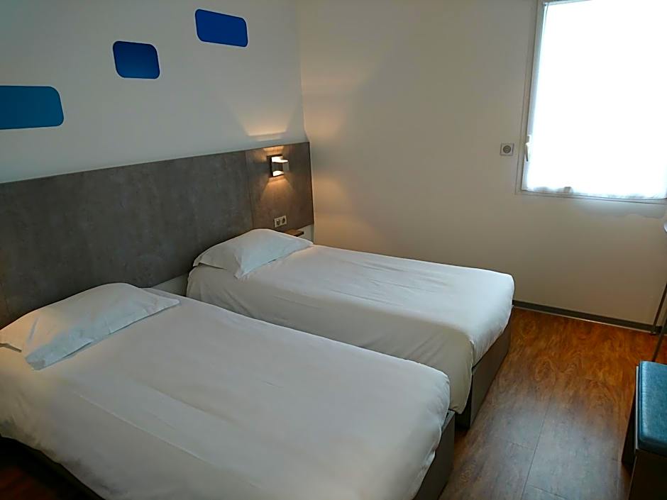 H24 HOTEL