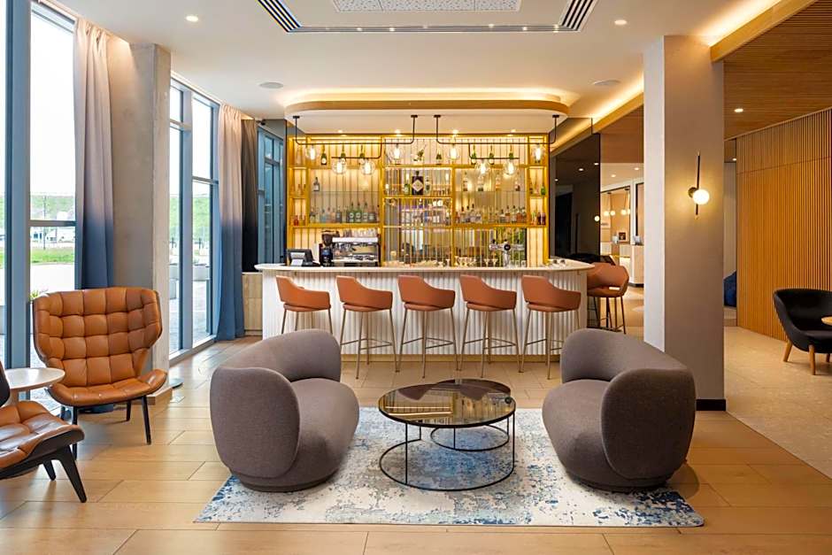 Courtyard by Marriott Paris Charles de Gaulle Central Airport