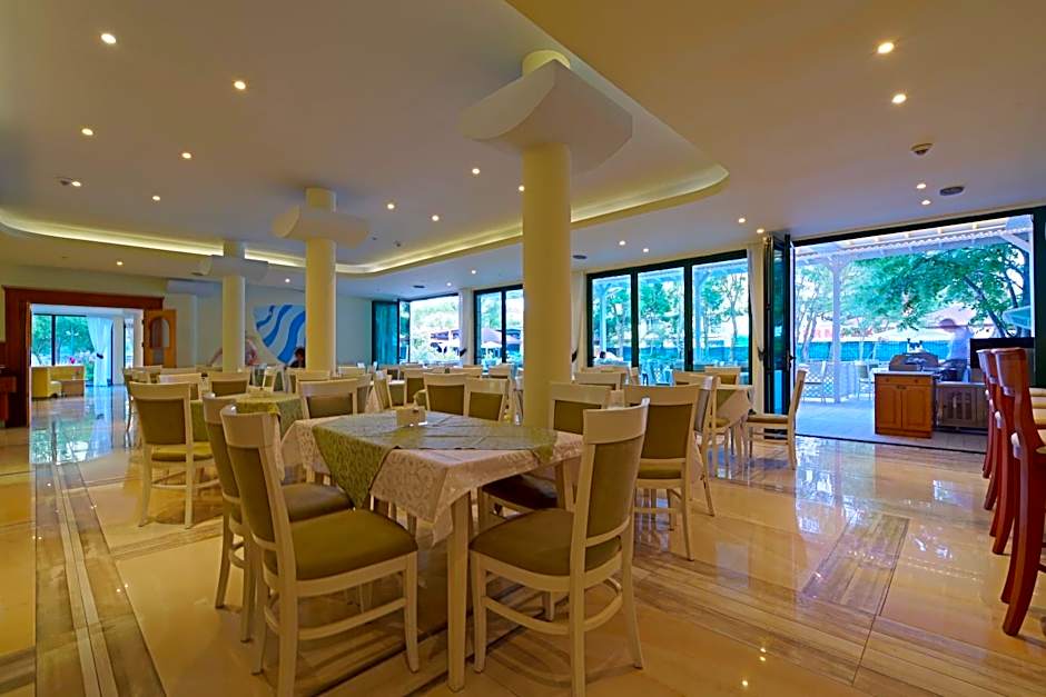 Perla Plaza Hotel - All Inclusive