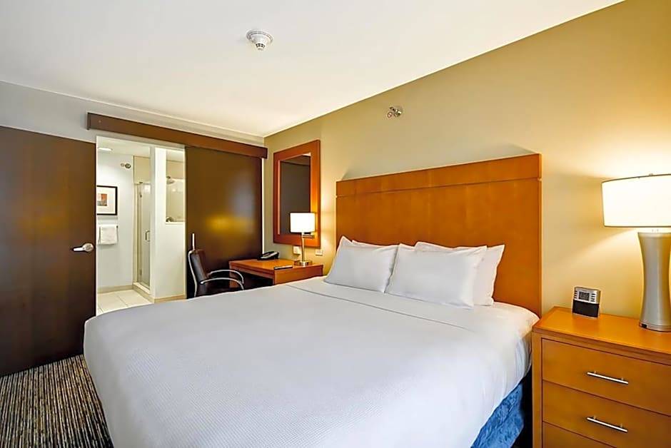 Hyatt House Chicago Warrenville