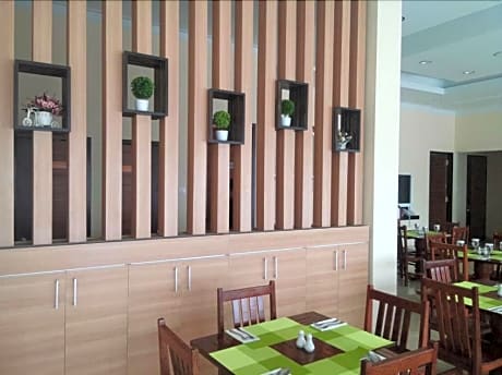 New d Dhave Padang