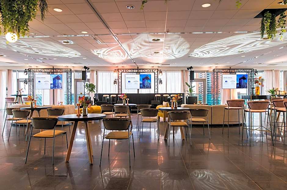 Haven Hotel Rotterdam, Curio Collection by Hilton