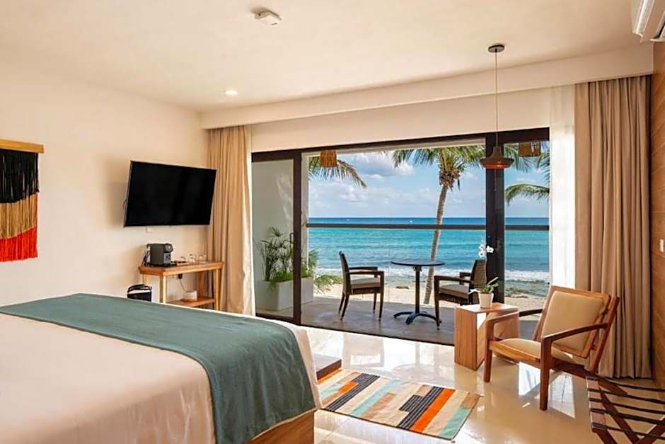 Le Reve by Mij - Beachfront Hotel
