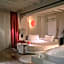 SuiteSistina for Brave Lovers