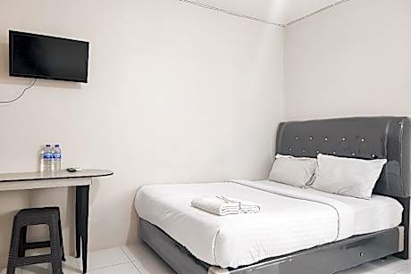 RedDoorz Syariah near Lapangan Persijam Jambi