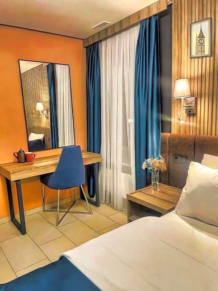 Nani City Hotel