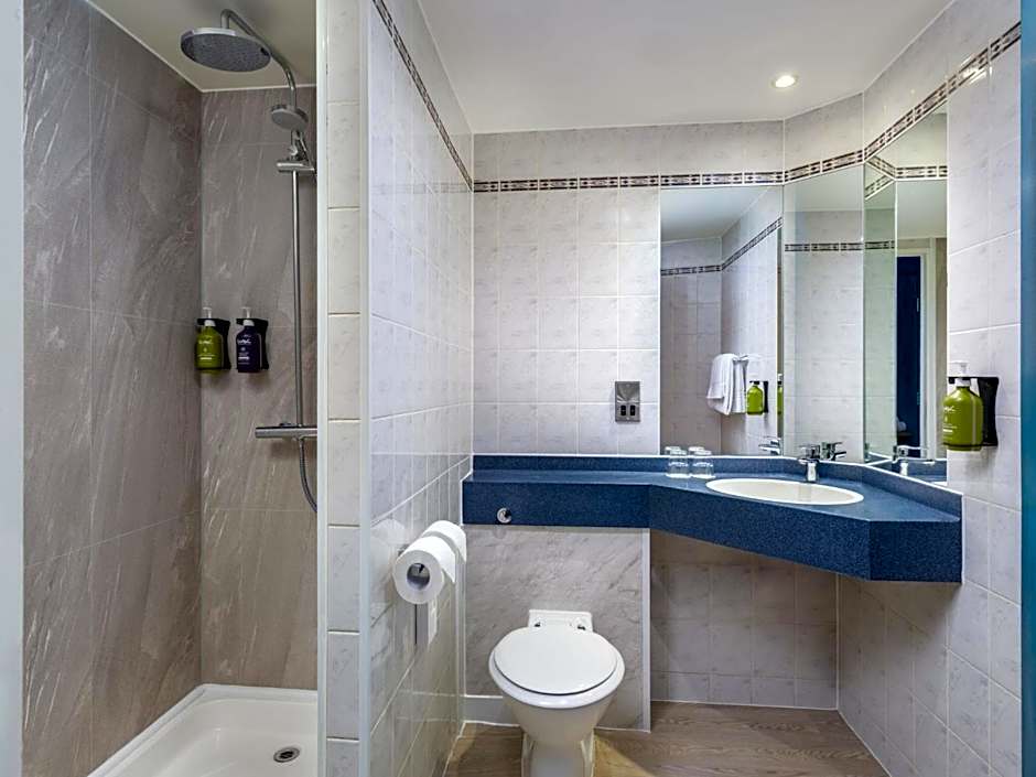 Photo 1 of 2 of Standard 2 Beds