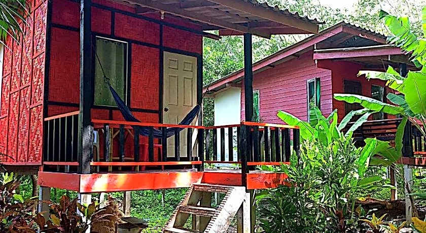 Lanta Maikeaw Bungalow