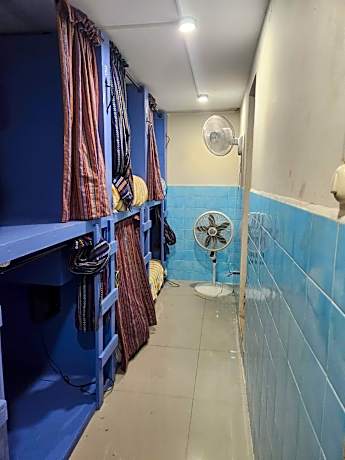 Bed in 8-Bed Mixed Dormitory Room