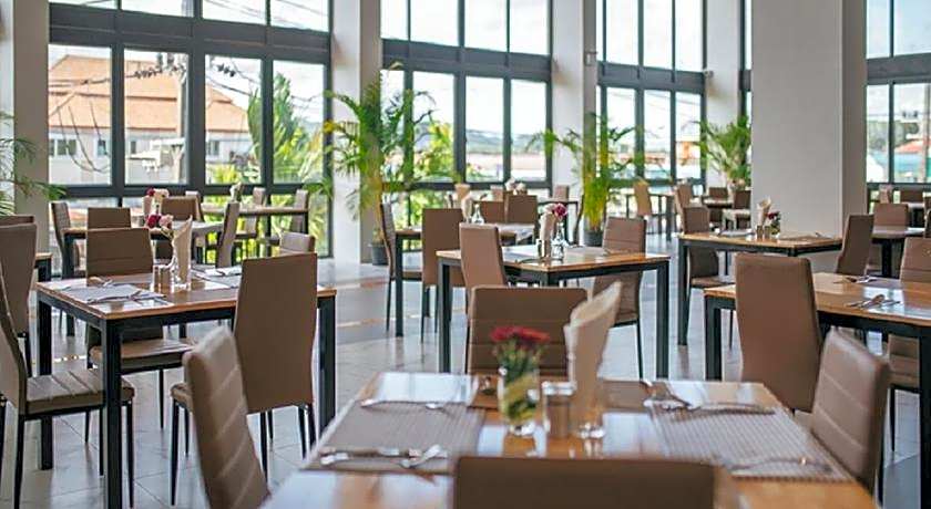 Tour De Phuket Hotel