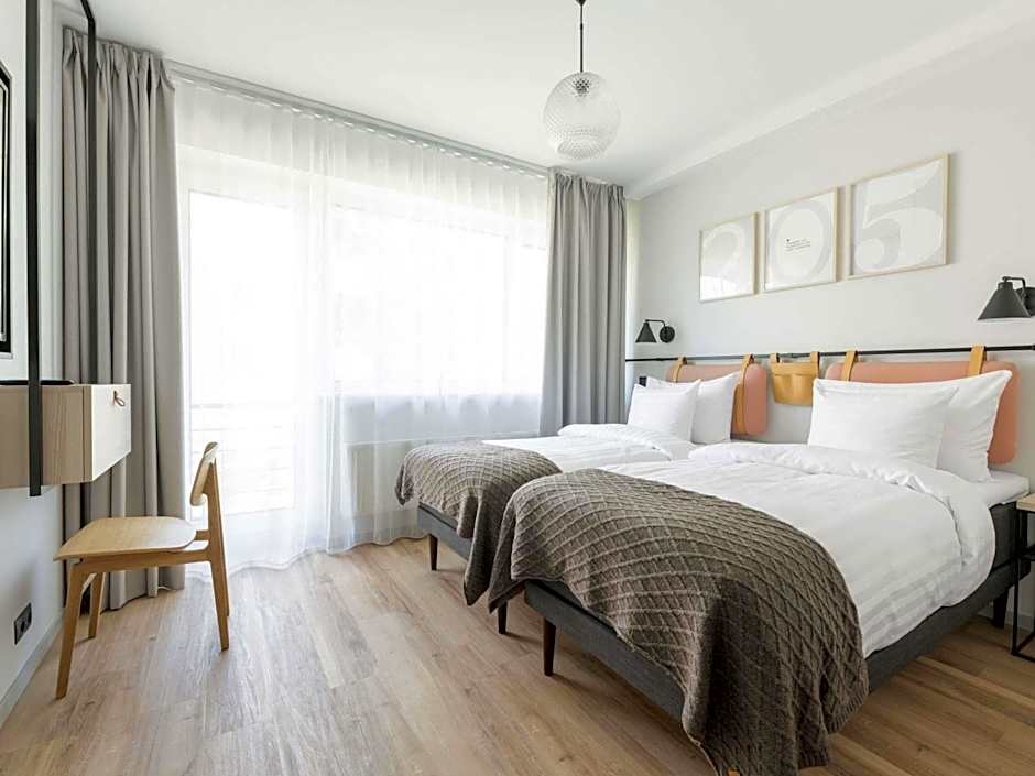 Oru Hub Hotel Tallinn - Handwritten Collection