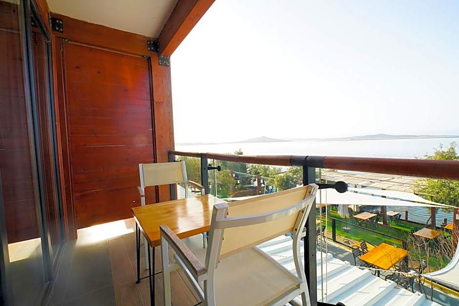 QCUNDA OTEL