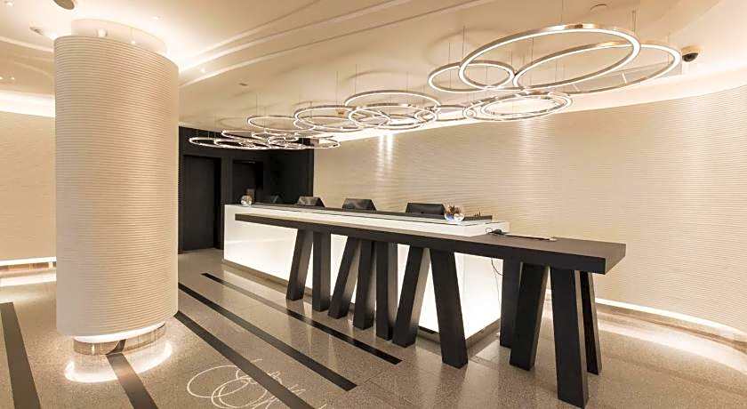 Holiday Inn Bangkok By IHG