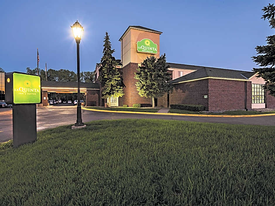 La Quinta Inn & Suites by Wyndham Minneapolis Northwest