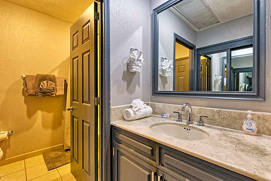 Sonoran Sea 310-W - Modern 1 bedroom