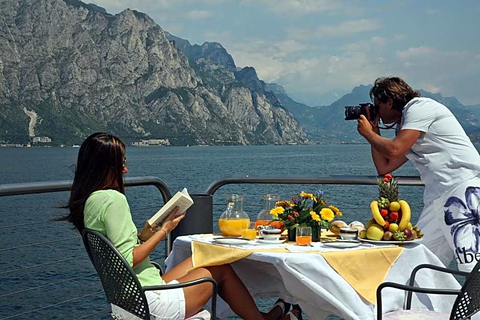 Hotel Sailing Center