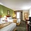 Clarion Inn & Suites Aiken South