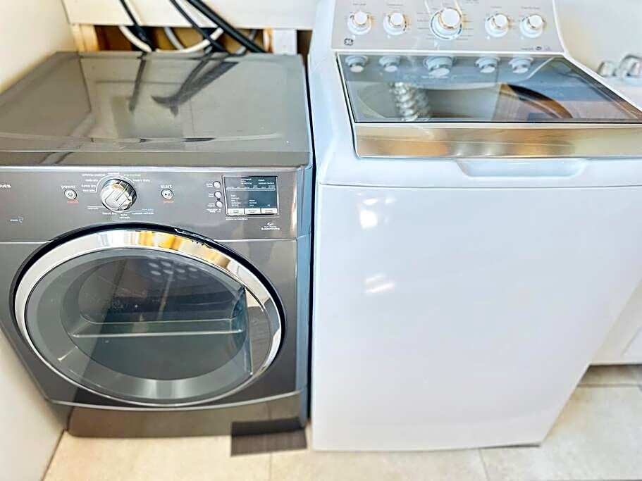 Comfortable 6 bedrooms house