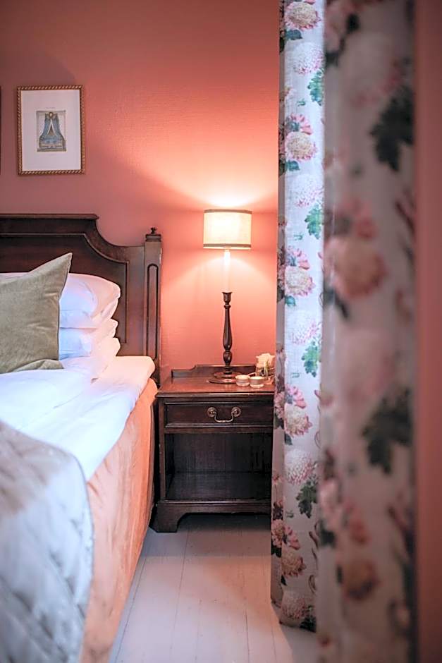 Fjærland Fjordstove Hotell - Huseby Hotelldrift AS