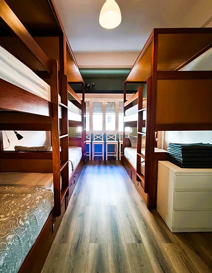 Ey Lisbon GuestHouse