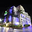 Holiday Inn Express and Suites Fort Lauderdale Airport West By IHG