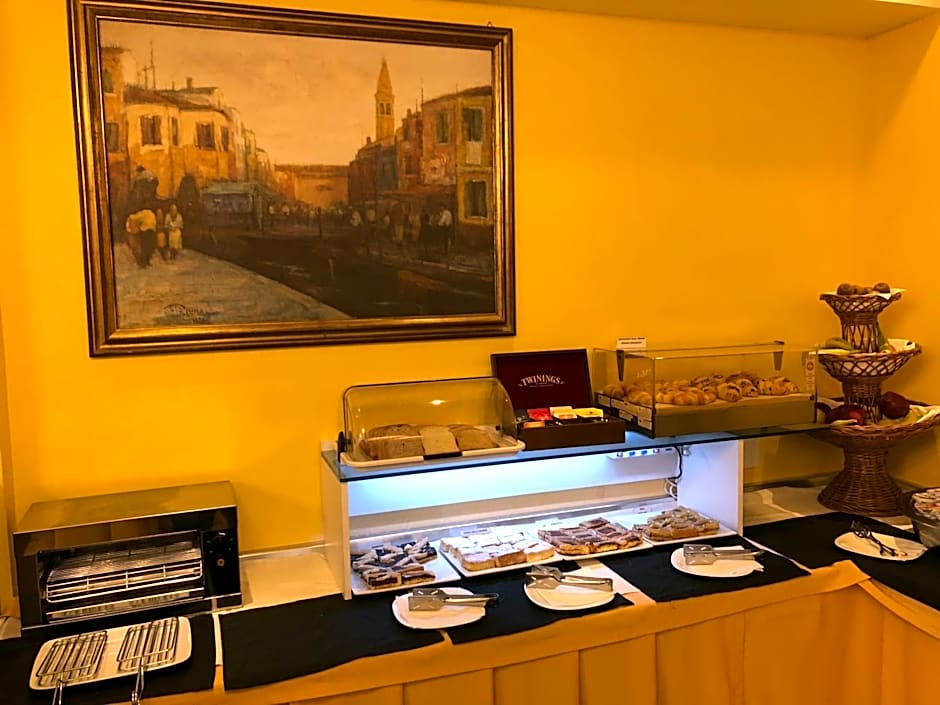 Hotel Alveri