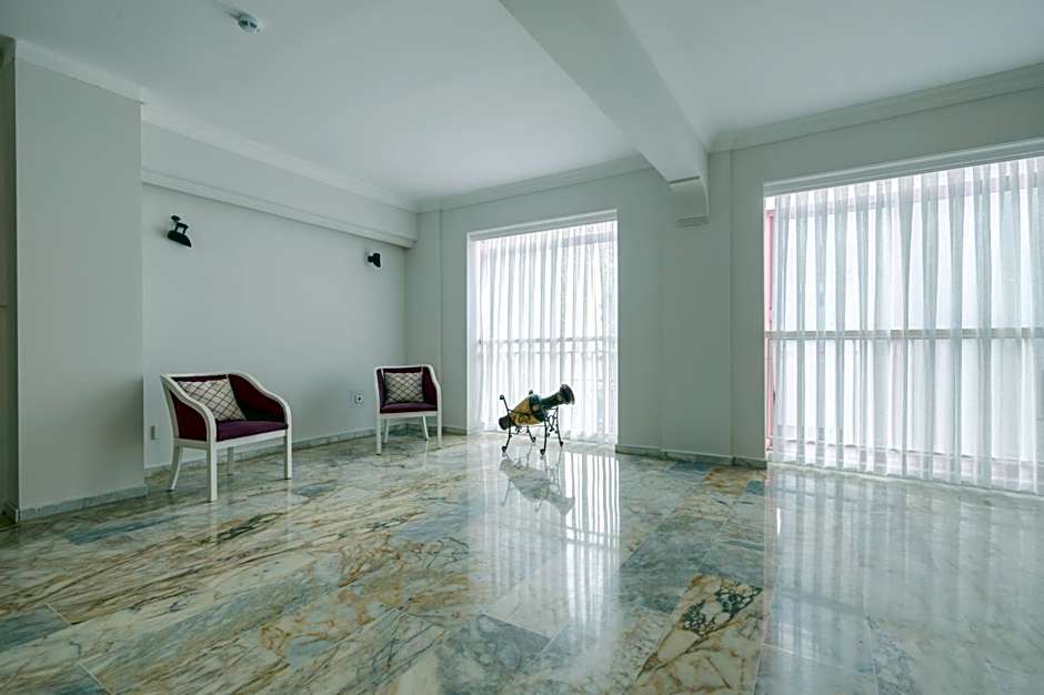 Hanedan Beach Hotel