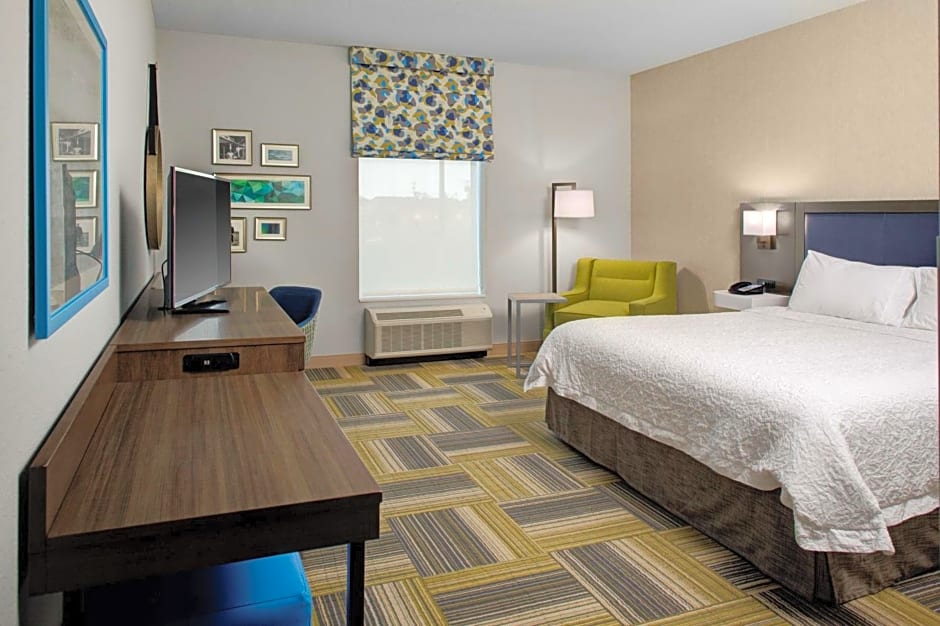 Hampton Inn By Hilton & Suites Syracuse North Airport Area