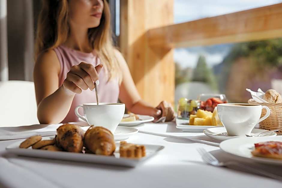 Hotel Cristallo - Wellness Mountain Living