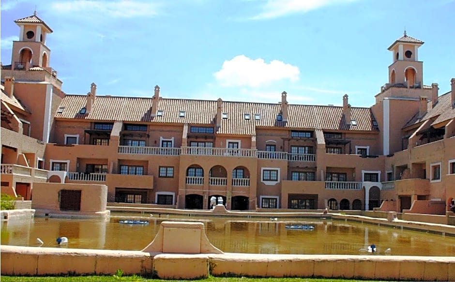 Hotel & Apartamentos Bahía Sur