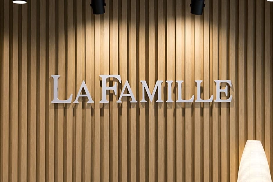 La Famille
