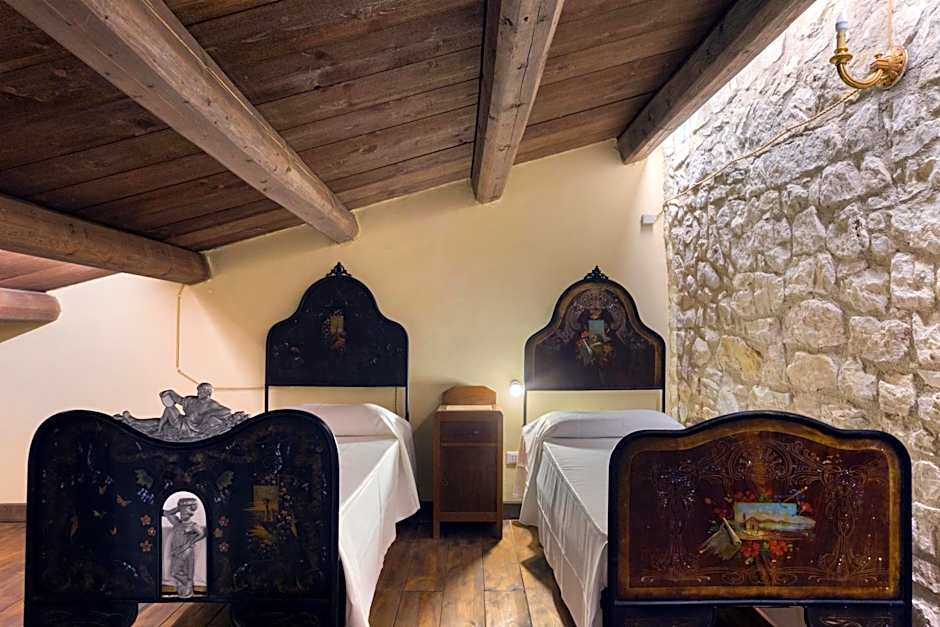 Masseria Fortificata Lo Zafferaneto