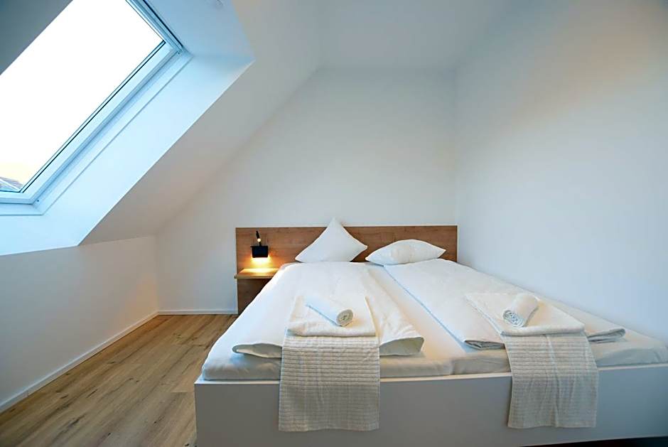 myQuartier Central City Suites digital self check in